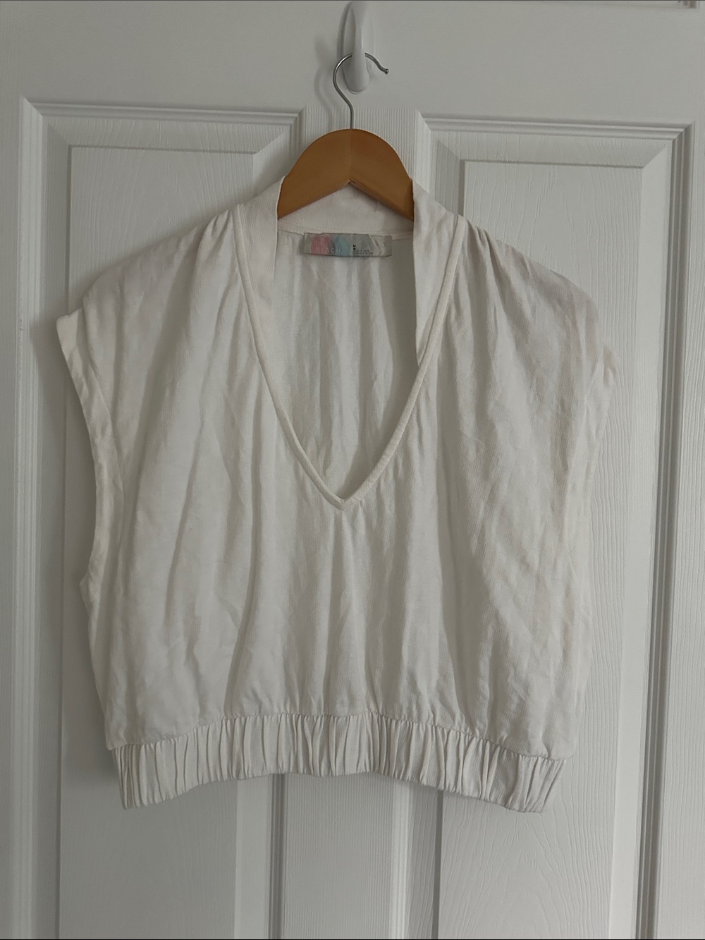 FP Beach White V-Neck Cropped Shirt